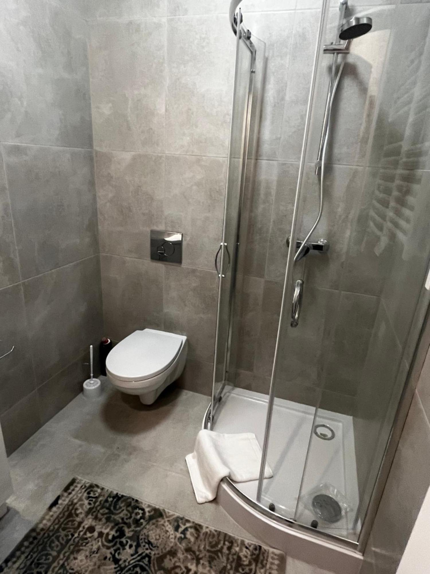 Apartamenty Dbrw Jezyce 波兹南 外观 照片