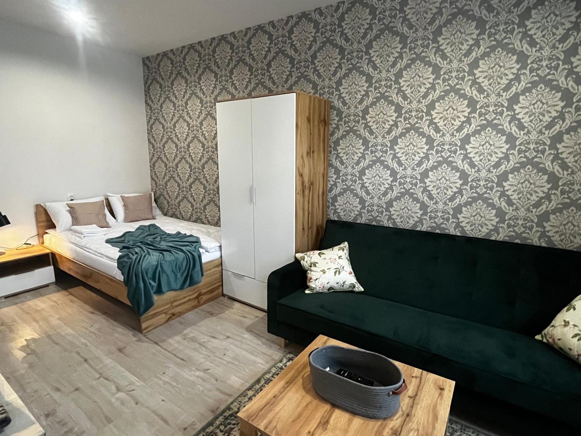 Apartamenty Dbrw Jezyce 波兹南 外观 照片